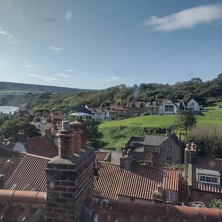 Darnholm * Robin Hood's Bay