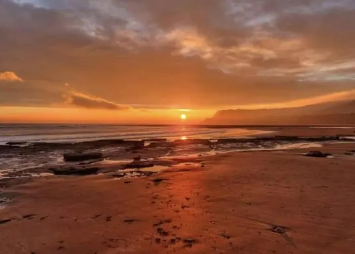 Darnholm * Robin Hood's Bay